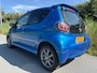 Toyota Aygo 1.0-12V Dynamic Navigator de auto is goed onderhouden en beschikt over airco.