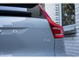 Volvo XC40 B4 Automaat Plus Dark | Panoramadak | Adaptieve Cruise Control | BlindSpot | Park Assist voor en achter| Rondomzicht Camera | 19"lichtmetalen Velgen | Verwarmbare Voorstoelen | Harman Kardon Premium Audio.