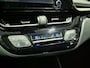 Toyota C-HR 1.8 Hybrid Active 10 jaar garantie | Cruise Control | Apple carplay & Android Auto | Achteruitrijcamera