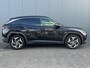 Hyundai Tucson 1.6 T-GDI 265pk PHEV Premium 4WD | Leder | Carplay | Climate | Keyless | Navigatie | Elek. Klep | Full - Led | 360 Camera | KRELL Audio | Elek. Stoelen | 19" Lichtmetaal | Winterpakket | Stoelventilatie | Dodehoek Detectie | Digitale Cockpit | Adapt. Cruisecontrol | Parkeer Assistent | 1e Eigenaar