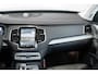 Volvo XC90 T8 Recharge AWD Ultimate Bright | Verwarmbare voorstoelen | Verwarmbaar stuurwiel | Massagefunctie voorstoelen | Verwarmbare achterbank | Premium audio by Bowers & Wilkins | Panoramadak | Luchtvering | Rondom zichtcamera | 20 inch Lichtmetalen velgen | Semi elektrische trekhaak