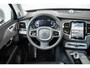 Volvo XC90 T8 Recharge AWD Ultimate Bright | Verwarmbare voorstoelen | Verwarmbaar stuurwiel | Massagefunctie voorstoelen | Verwarmbare achterbank | Premium audio by Bowers & Wilkins | Panoramadak | Luchtvering | Rondom zichtcamera | 20 inch Lichtmetalen velgen | Semi elektrische trekhaak