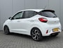 Hyundai i10 1.0 T-GDI N Line 5-zits / 90 PK / Navigatie / Achteruitrijcamera / Climate & Cruise Control / Zwart Dakhemel / Stoel- & Stuurverwarming / Elek. Ramen Voor + Achter /