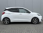 Hyundai i10 1.0 T-GDI N Line 5-zits / 90 PK / Navigatie / Achteruitrijcamera / Climate & Cruise Control / Zwart Dakhemel / Stoel- & Stuurverwarming / Elek. Ramen Voor + Achter /