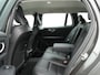 Volvo V60 2.0 B4 Core Automaat | Apple carplay | Navigatie | Wifi | Achteruitrijcamera | Parkeersensoren voor en achter | Electr. bedienbare voorstoelen met geheugen |
