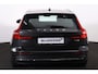 Volvo V60 T6 Recharge Essential - IntelliSafe Assist & Surround - Parkeercamera achter - Lederen Bekleding - Verwarmde voorstoelen, stuur & achterbank - Parkeersensoren voor & achter - Elektr. verstelbare lendesteunen - 19' LMV