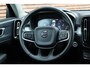 Volvo XC40 T3 Automaat Momentum Pro | Verwarmde voorstoelen + stuurwiel | Verwarmde achterbank | Standkachel | All-season banden | Keyless entry | Achteruitrijcamera | Reservewiel |