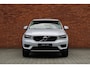 Volvo XC40 T3 Automaat Momentum Pro | Verwarmde voorstoelen + stuurwiel | Verwarmde achterbank | Standkachel | All-season banden | Keyless entry | Achteruitrijcamera | Reservewiel |