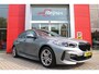 BMW 1-Serie 118i 136PK INTRODUCTION EDITION M-SPORT | PANORAMISCH SCHUIF/KANTEL DAK | SHADOW LINE PAKKET | SFEER VERLICHTING | LEDEREN BEKLEDING "DAKOTA GEPERFOREERD" | ACHTERUITRIJ CAMERA | PARKEERSENSOREN VOOR EN ACHTER | ALARM | STOEL VERWARMING | DRAADLOZE APPLE CARPLAY/ANDROID AUTO | LICHTMETALEN VELGEN 17" | LANE ASSIST | DAB+ RADIO | SPORT STOELEN | WARMTE WEREND GLAS | BMW LIVE COCKPIT PROFESSIONAL |