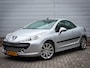 Peugeot 207 CC 1.6 VTi Féline | Clima | Leer | Stoelverwarming | 17 Inch | Pdc |
