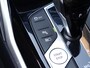 BMW 3-Serie Touring 320e Business Edition Plus | Carplay | Camera | Stoelverwarming