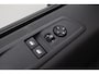 Toyota PROACE Electric Worker Professional Extra Range L1 75 kWh | Navigatie | Dodehoek detectie | LED koplampen | Parkeersensoren voor/achter | Keyless | Adaptive Cruise | Clima | Stoelverwarming | 3-zits | 17 inch