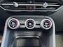 Skoda Kodiaq 1.5 TSI MHEV Business Edition 150 PK | Automaat | Matrix LED Koplampen | Navigatie | Lounge interieur | Light & View pakket | Keyless Entry | Achteruitrijcamera | Climate Control | Adaptive Cruise Control | Parkeersensoren | Elektrische achterklep | Privacy Glass | Stoelverwarming | Lichtmetalen velgen | Direct leverbaar! |