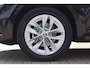 Skoda Octavia Combi 1.0 TSI Business Edition Plus 110 PK | LED Koplampen | Navigatie | Trekhaak | Climate Control | Adaptive Cruise Control | Travel pakket | Apple Carplay/Android Auto | Elektrische achterklep | Stoelverwarming | Privacy Glass | Parkeersensoren | Lichtmetalen velgen | PRIJS = NETTO RIJKLAAR! | Direct leverbaar! |