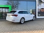 Skoda Octavia Combi 1.0 TSI Business Edition Plus 110 PK | LED Koplampen | Navigatie | Climate Control | Adaptive Cruise Control | Travel pakket | Apple Carplay/Android Auto | Elektrische achterklep | Privacy Glass | Parkeersensoren | Lichtmetalen velgen | PRIJS = NETTO RIJKLAAR! | Direct leverbaar! |