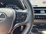 Lexus UX 250h F Sport Line | Facelift, Head up display, Blind Spot, 18 inch, Parkeersensoren, Stoel + Stuurverwarming, Groot scherm