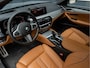 BMW 5-Serie Touring 530i M-Sport - Pano - Trekhaak - Comfortzetels - Driving + Parking Ass Plus - Hifi