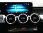 Mercedes-Benz GLB 180 AMG Line 7-persoons Automaat | Vaste trekhaak | Navigatie | Apple carplay | Stoelverwarming | Electr.achterklep