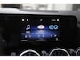 Mercedes-Benz B-klasse 250 e AMG*Perfect Onderh.*Night pakket/Half Leder/Stoelverw./Camera/LED/Apple Carplay-Android/Sfeer/Act. Remass./Rijstrook/Standkachel/Parkeersens.V+A/18 inch LM*
