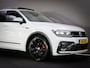 Volkswagen Tiguan 1.5 TSI ACT Highline Business R (PANORAMADAK, SFEERVERLICHTING, TREKHAAK, ADAPTIVE CRUISE CONTROL, BLUETOOTH)