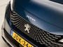 Peugeot 3008 1.6 HYbrid 225 GT Line 225Pk Automaat (APPLE CARPLAY, GROOT NAVI, 360 CAMERA, ADAPTIVE CRUISE, LEDER, KEYLESS, SPORTSTOELEN, SFEERVERLICHTING, LANE ASSIST, GETINT GLAS, NIEUWSTAAT)
