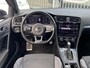 Volkswagen Golf Variant 1.5 TSI Highline Business 3x R-Line / Automaat / NL-Auto / Adaptieve Cruise-Control / Climate-Control / Apple-Carplay & Android-Auto / Afneembare-Trekhaak / Keyless / Half Alcantara Bekleding / Virtueel Cockpit / DYN-Audio / LED / DAB / Navi / Flippers / PDC / LMV 18'' / ENZ.