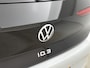 Volkswagen ID.3 Pure Oranje Edition 52 kWh 170 PK | Automaat | Steunhaak | Navigatie | Stoelverwarming | Stuurverwarming | Apple Carplay | Android Auto | Adaptive Cruise Control | Climate Control | LED |