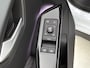 Volkswagen ID.3 Pure Oranje Edition 52 kWh 170 PK | Automaat | Steunhaak | Navigatie | Stoelverwarming | Stuurverwarming | Apple Carplay | Android Auto | Adaptive Cruise Control | Climate Control | LED |