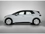 Volkswagen ID.3 Pure Oranje Edition 52 kWh 170 PK | Automaat | Steunhaak | Navigatie | Stoelverwarming | Stuurverwarming | Apple Carplay | Android Auto | Adaptive Cruise Control | Climate Control | LED |
