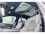 Volvo XC60 2.0 T6 Plug-in hybrid AWD Plus Black Edition | Glazen Schuifdak | 360 Camera | Head-Up display | Harman/Kardon | Sportstoelen | Luchtvering | Getint Glas | 22" Inch Diamond  Velgen |