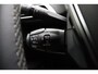 Peugeot 3008 1.2 PureTech Blue Lease Premium | Trekhaak | Elektrische kofferbak | Navigatie | Climate Control | Cruise Control | Parkeercamera/-sensoren | Keyless Enty/Start | Draadloze telefoonlader |