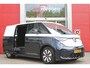 Volkswagen ID. Buzz Cargo 79 kWh | TREKHAAK ELEKTRISCH WEGKLAPBAAR | LAADRUIMTE PAKKET | STOEL/VOORRUIT VERWARMING | ELEKTRISCH BEDIENBARE SCHUIFDEUR | NAVIGATIE DISCOVER PRO | DRAADLOZE APPLE CARPLAY/ANDROID AUTO | CLIMATE CONTROL | ACHTERUITRIJ CAMERA | DODEHOEK DETECTIE | ADAPTIVE CRUISE CONTROL | NIEUWE BUS! | KEYLESS ENTRY/START | SFEER VERLICHTING | 3-ZITS |