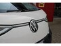 Volkswagen ID. Buzz Cargo 79 kWh | TREKHAAK ELEKTRISCH WEGKLAPBAAR | LAADRUIMTE PAKKET | STOEL/VOORRUIT VERWARMING | ELEKTRISCH BEDIENBARE SCHUIFDEUR | NAVIGATIE DISCOVER PRO | DRAADLOZE APPLE CARPLAY/ANDROID AUTO | CLIMATE CONTROL | ACHTERUITRIJ CAMERA | DODEHOEK DETECTIE | ADAPTIVE CRUISE CONTROL | NIEUWE BUS! | KEYLESS ENTRY/START | SFEER VERLICHTING | 3-ZITS |