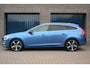 Volvo V60 2.0 T4 Automaat R-Design Sport | Schuifdak | Keyless | Standkachel | Camera | BLIS | Leder | NL-Auto