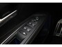 Peugeot 3008 1.2 PureTech Blue Lease GT | Panoramadak | Stoelmassage/-verwarming | Alcantara bekleding | Parkeercamera/-sensoren (voor/achter) | Elektrische kofferdeksel | Keyless Entry/Start | Apple Carplay/Android Auto | Draadloze telefoonlader |
