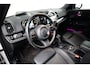MINI Countryman Mini 2.0 Cooper S E ALL4 Chili | Achterbank in delen neerklapbaar | Achteruitrijcamera | Afwijkende dakkleur