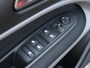 Jeep Avenger 54 kWh Longitude | Apple CarPlay & Android Auto | Stoelverwarming | Parkeersensoren