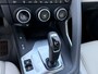 Jaguar E-Pace 2.0 P200 AWD R-Dynamic S | 360° Camera | Navigatie | Panoramadak | Stoelverwarming |