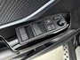 Toyota C-HR 1.8 Hybrid Bi-Tone | NL-Auto | 18' Lichtmetalen velgen | Stoelverwarming | Navigatie |  Apple Carplay -/ Android Auto |