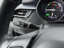 Toyota C-HR 1.8 Hybrid Bi-Tone | NL-Auto | 18' Lichtmetalen velgen | Stoelverwarming | Navigatie |  Apple Carplay -/ Android Auto |