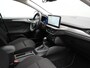 Ford Focus EcoBoost Hybrid 155pk Dealer O.H | Trekhaak Af Fabriek | Adaptive Cruise | Camera | Apple Carplay | Verwarmde Sportstoelen & Stuur | Navigatie | Blis | Virtual | DAB |