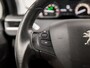 Peugeot 2008 1.2 PureTech Sport (PANORAMADAK, APPLE CARPLAY, NAVIGATIE, GETINT GLAS, LM VELGEN, SPORTSTOELEN, PARKEERSENSOREN, CRUISE, NIEUWE APK, NIEUWSTAAT)