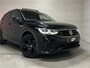 Volkswagen Tiguan 1.5 TSI R-Line Black Style Pano H/K NAP