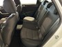 Kia Ceed Sportswagon 1.0 T-GDi DynamicLine | Apple Carplay / Android Auto | Navi | Licht + Regensensor | Parkeersensoren + Camera Achter | Cruise Control | 16”Lichtmetalen Velgen