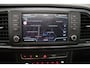 SEAT Ateca 1.0 EcoTSI Style Business Intense (PANORAMADAK, STOELVERWARMING, DIGITALE COCKPIT, CAMERA, NAVIGATIE CARPLAY)