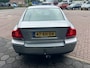 Volvo S60 2.4 MOMENTUM automaat NL-auto #YOUNGTIMER