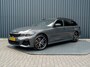 BMW 3-Serie Touring M340i xDrive | Laser | 360 Camera | Trekhaak | Harman/Kardon | Head Up | Dodehoek sensoren | Prijs Rijklaar!!