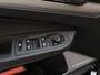 Volkswagen Golf 1.0 eTSI DSG Life Business Virtual Cockpit Navigatie Parkeersensoren Sfeerverlichting