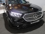 Mercedes-Benz E-klasse Estate 300 e AMG Line | Night | Panoramadak | Rij assistentie pakket plus | Trekhaak | Night pakket |