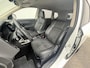 Mitsubishi Outlander 2.4 PHEV Automaat Intense / 1500 kg trekgewicht / Plug-in / Keyless / Apple carplay & Android auto / Climate control / Cruise control
